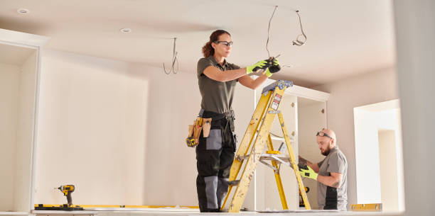 Best Affordable Emergency Electrician  in Shawnee, KS